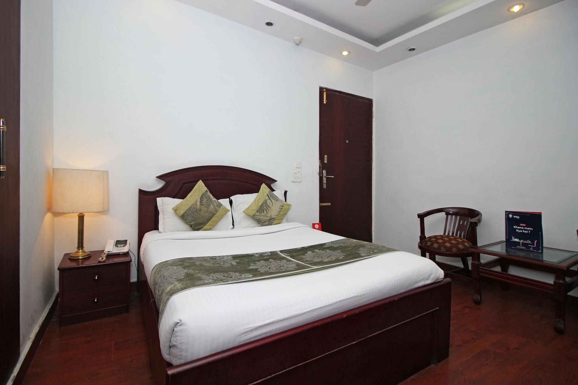 Oyo 367 Hotel Forest Green Нью-Делі Екстер'єр фото