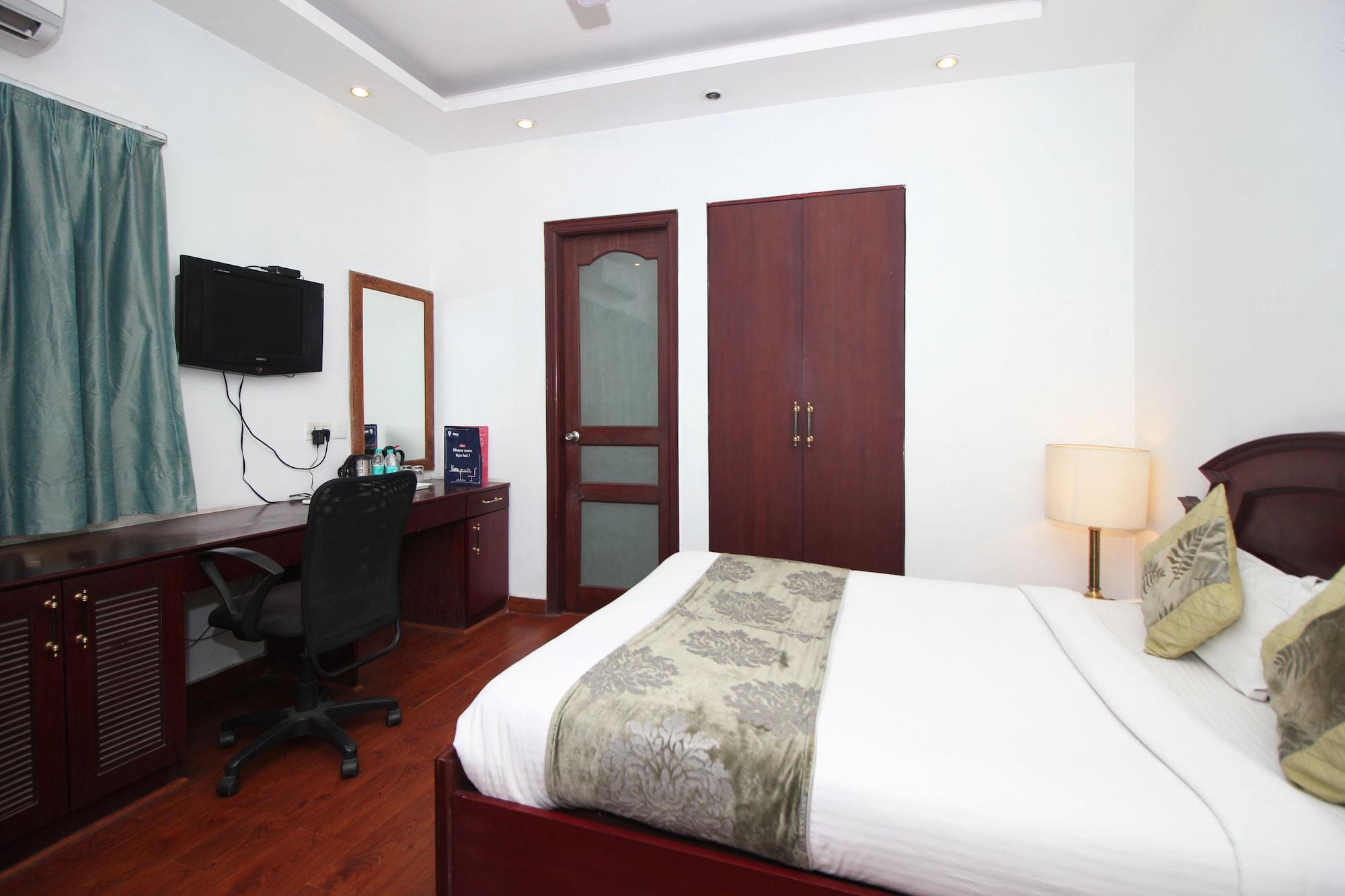 Oyo 367 Hotel Forest Green Нью-Делі Екстер'єр фото